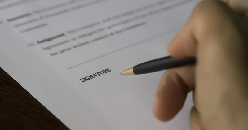 Quelle est la valeur juridique d'une signature P.O. ?