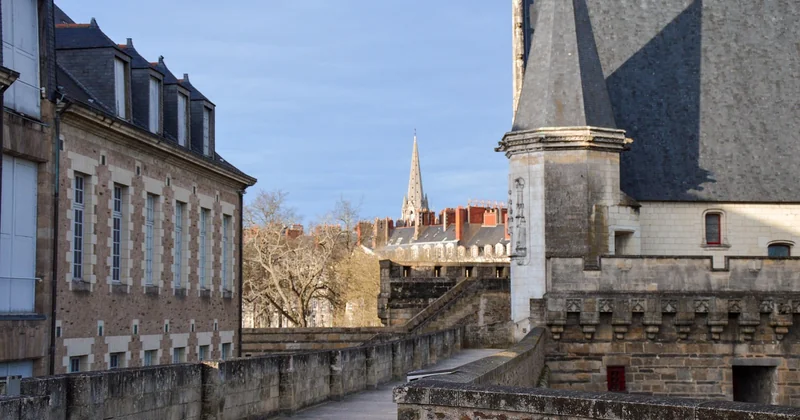 Comment choisir une entreprise de signalétique à Nantes sans se tromper
